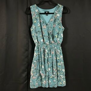 IZ Byer Junior Women’s Mini Floral Dress